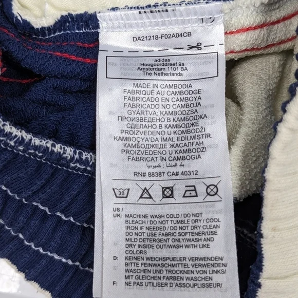 Adidas women's mid waist striped shorts size XS - Picture 14 of 14